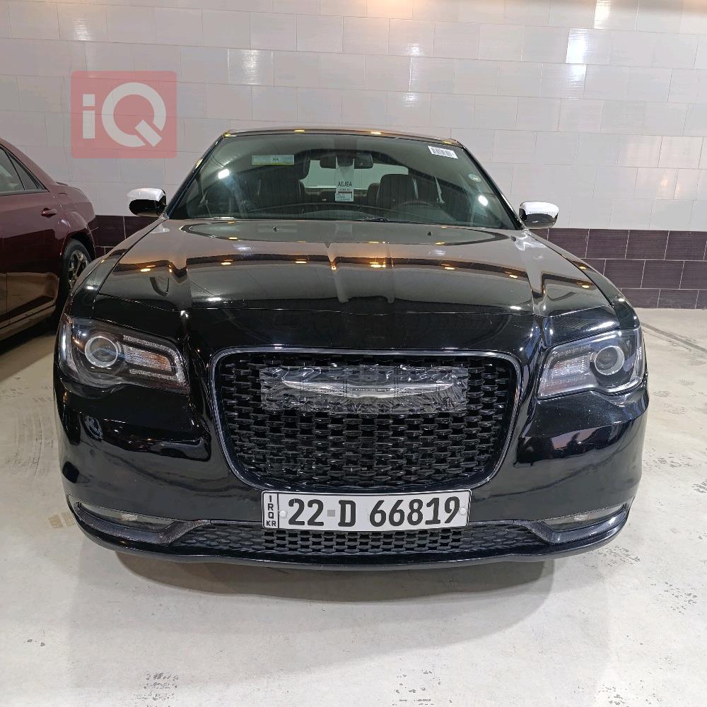 كرايسلر 300